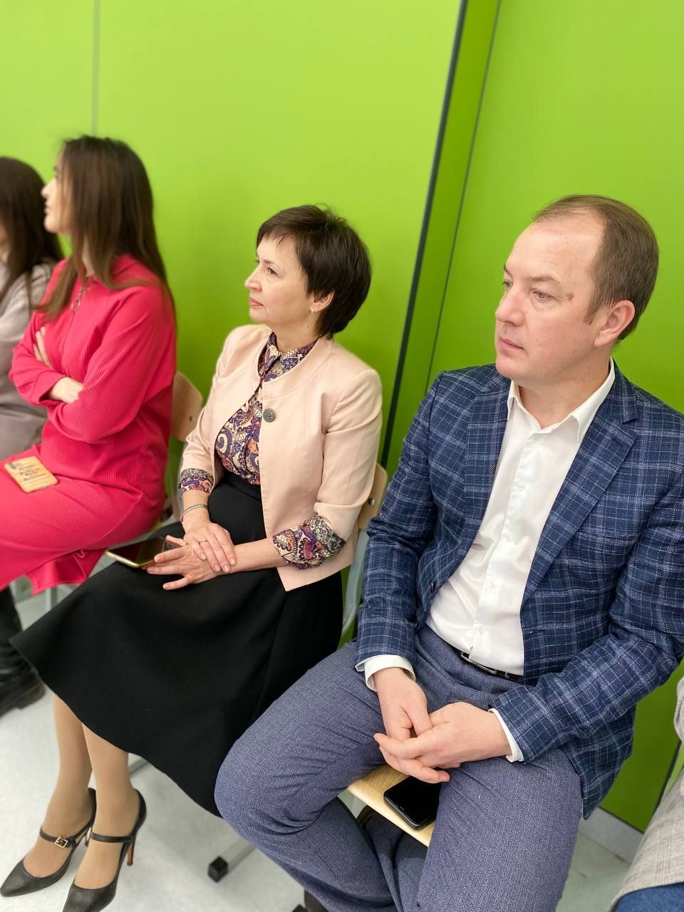 «Ихлас» балалар мультимедиа мәктәбенең чыгарылыш укучыларын бүләкләү