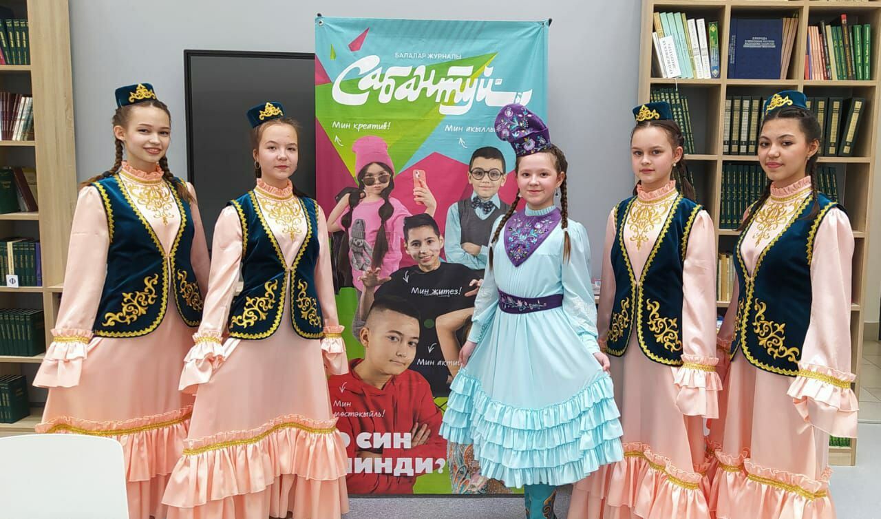 Туган тел көнен 175 нче мәктәптә үткәрдек