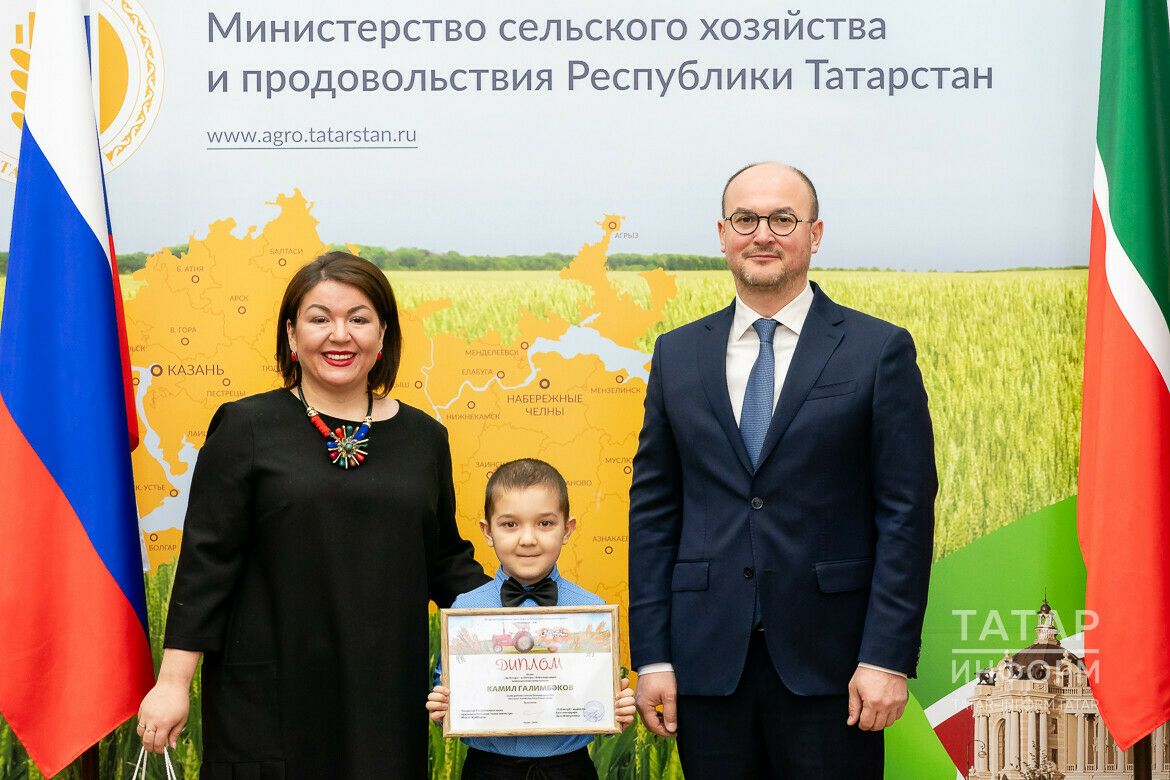 «Эш батыры – ил батыры» бәйгесе җиңүчеләрен котладык